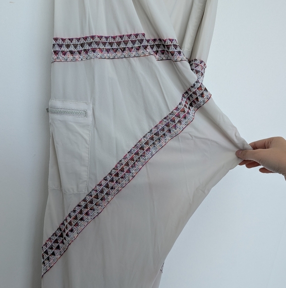 Free People Movement Harem Jogger Pants Tribal Print Applique Hippie Sz XS - Picture 8 of 16